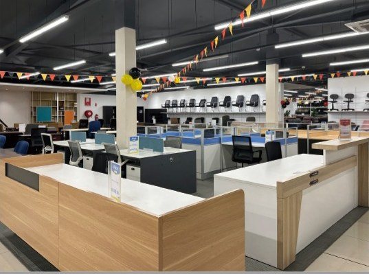 Office &amp; school furniture